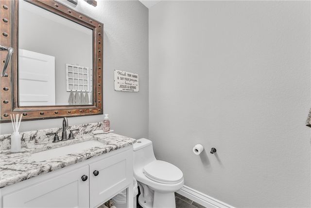 509 Waterfalls Court, Farmington, AR 72730