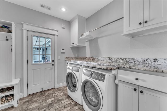 509 Waterfalls Court, Farmington, AR 72730