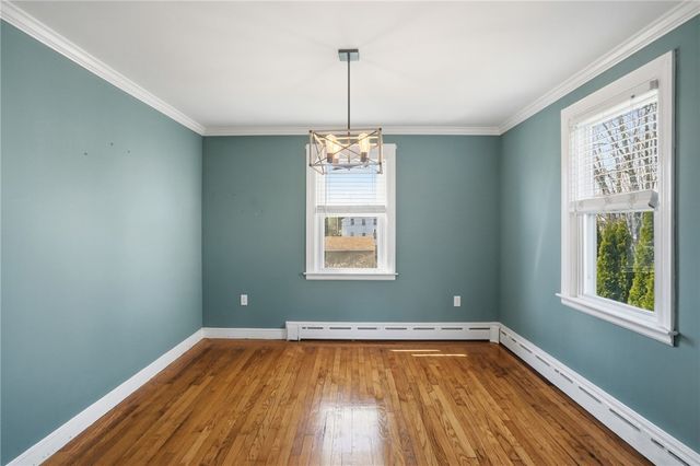 17 Goulart Avenue, Bristol, RI 02809