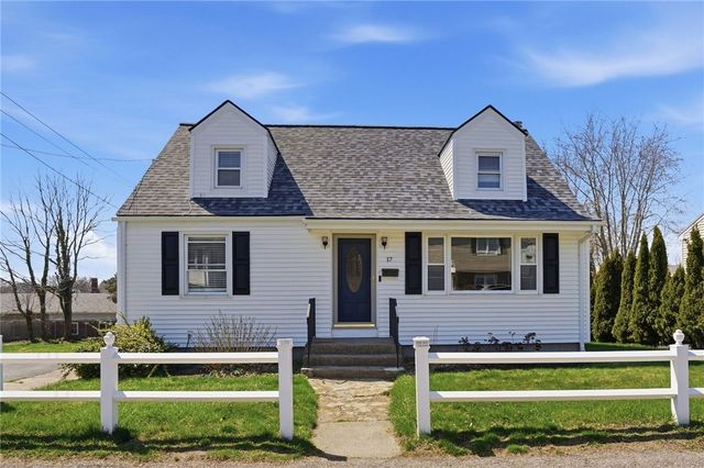 17 Goulart Avenue, Bristol, RI 02809
