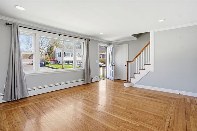 17 Goulart Avenue, Bristol, RI 02809
