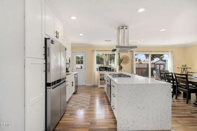 13240 Ratner Street, North Hollywood, CA 91605