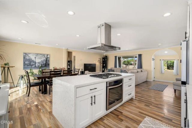 13240 Ratner Street, North Hollywood, CA 91605