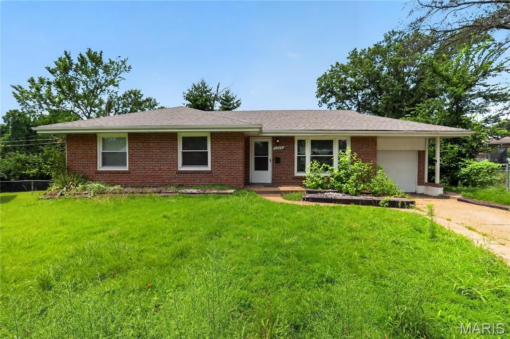 1223 Kimball Court, St Louis, MO 63137