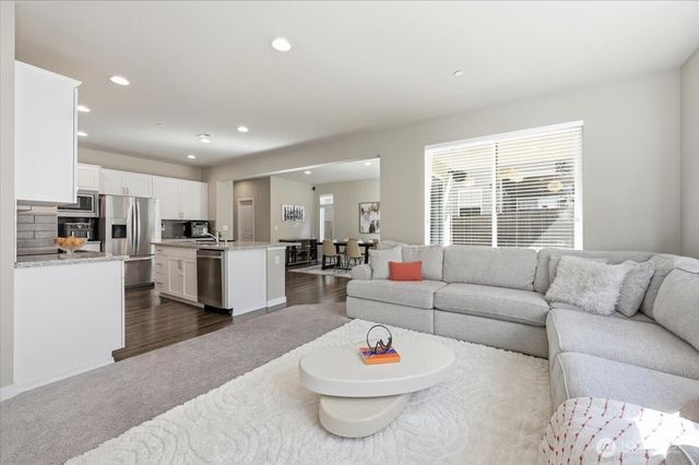 3520 192nd Place SE, Bothell, WA 98012