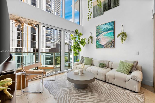 41 SE 5th Street 510, Miami, FL 33131