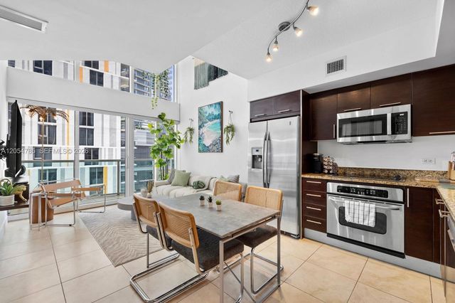 41 SE 5th Street 510, Miami, FL 33131