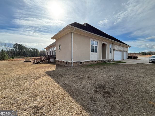 555 Limestone Road, Cochran, GA 31014