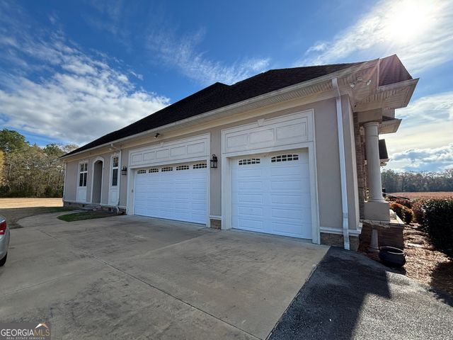 555 Limestone Road, Cochran, GA 31014