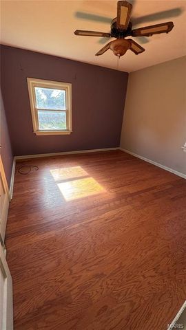 10300 Saint Joan Lane, St Ann, MO 63074