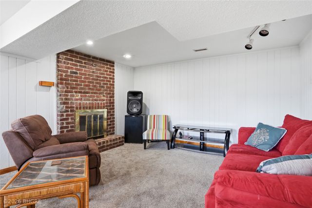 3244 SE 20th Street, Des Moines, IA 50320