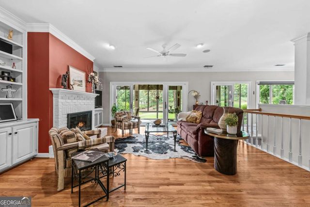 1151 Shoulder Bone Circle, Greensboro, GA 30642
