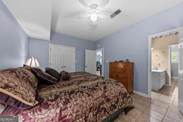 1151 Shoulder Bone Circle, Greensboro, GA 30642