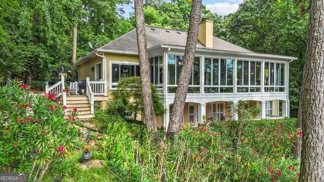1151 Shoulder Bone Circle, Greensboro, GA 30642