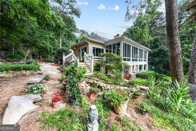 1151 Shoulder Bone Circle, Greensboro, GA 30642