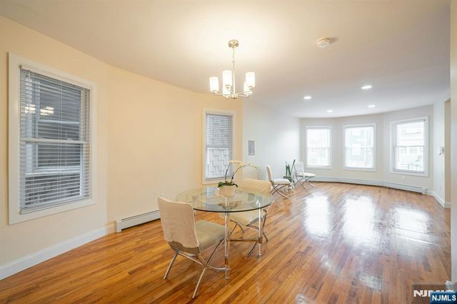 162 Glenwood Avenue, Jersey City, NJ 07306