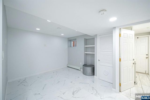 162 Glenwood Avenue, Jersey City, NJ 07306