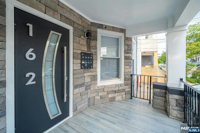 162 Glenwood Avenue, Jersey City, NJ 07306