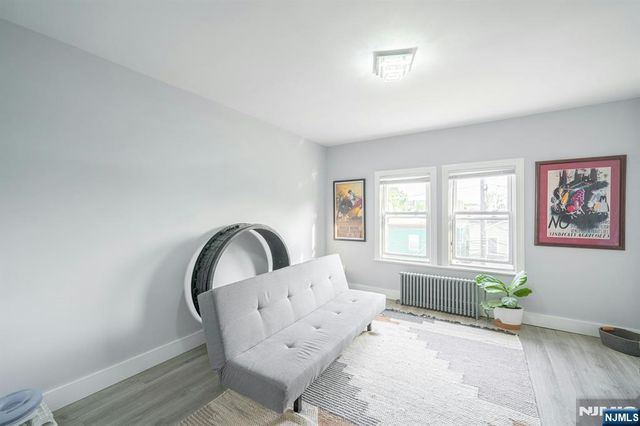 162 Glenwood Avenue, Jersey City, NJ 07306