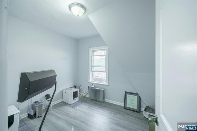 162 Glenwood Avenue, Jersey City, NJ 07306