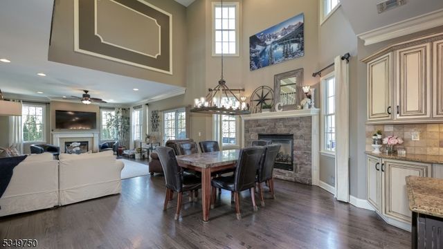 17 Farmstead Ln, Wayne Twp., NJ 07470