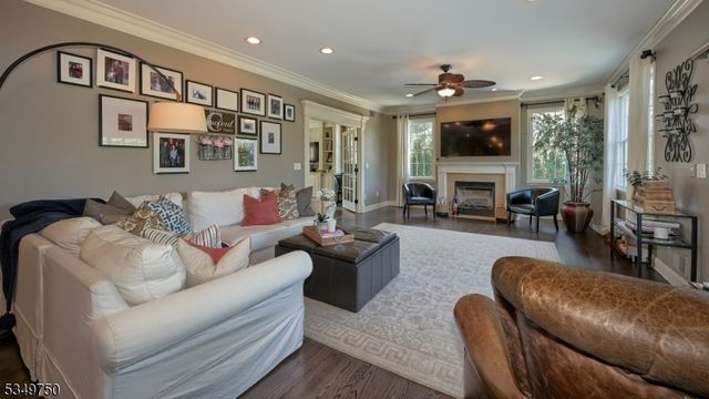 17 Farmstead Ln, Wayne Twp., NJ 07470