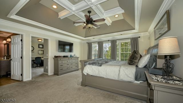 17 Farmstead Ln, Wayne Twp., NJ 07470