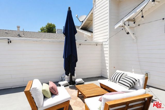 1918 Cabrillo Avenue C, Torrance, CA 90501