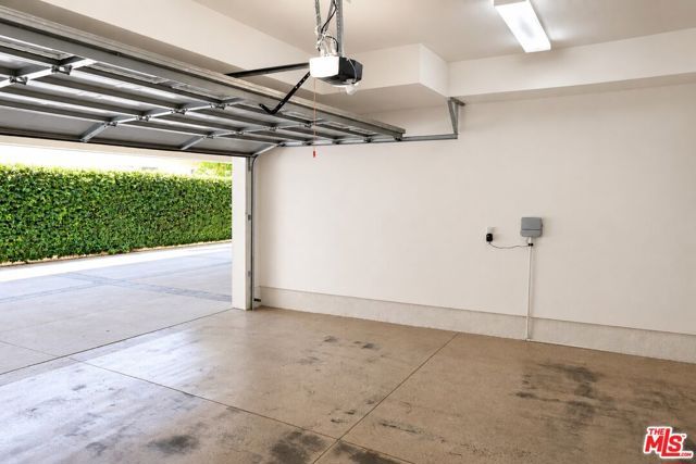 1918 Cabrillo Avenue C, Torrance, CA 90501