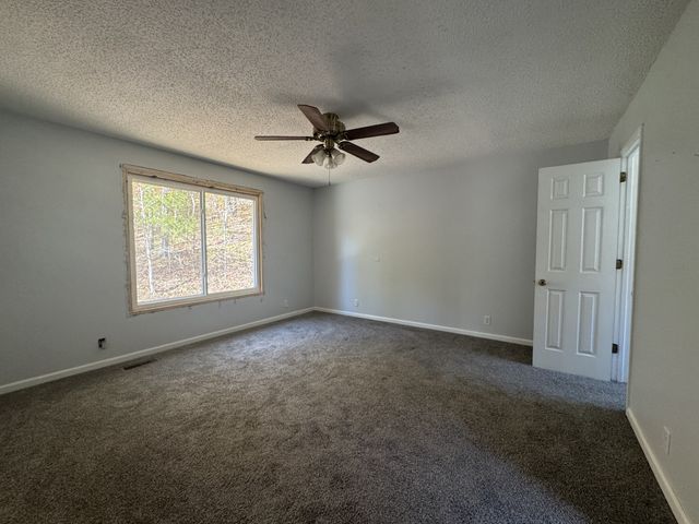1033 Millers Creek Rd, Goodlettsville, TN 37072