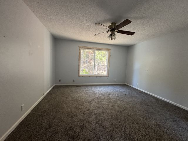 1033 Millers Creek Rd, Goodlettsville, TN 37072