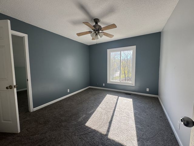 1033 Millers Creek Rd, Goodlettsville, TN 37072