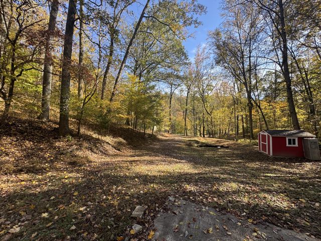 1033 Millers Creek Rd, Goodlettsville, TN 37072