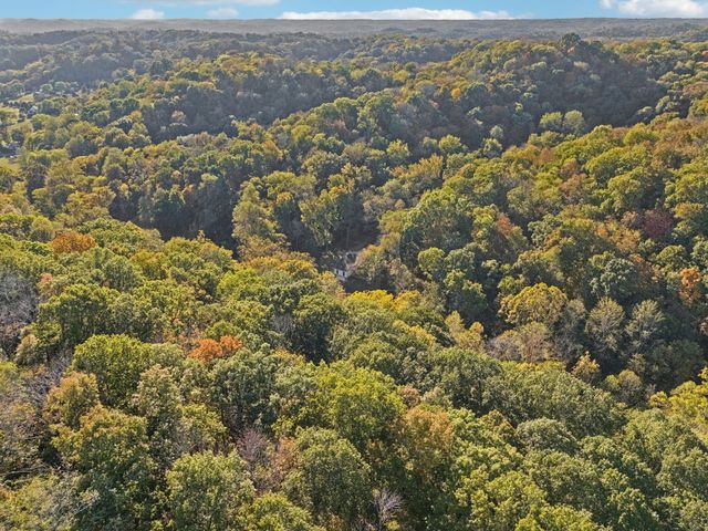 1033 Millers Creek Rd, Goodlettsville, TN 37072