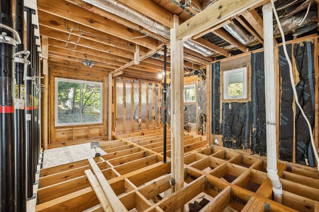 1033 Millers Creek Rd, Goodlettsville, TN 37072