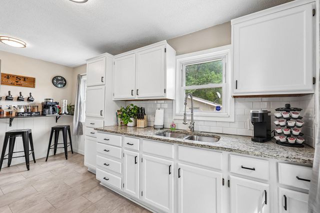 5323 4th Street NE, Fridley, MN 55421