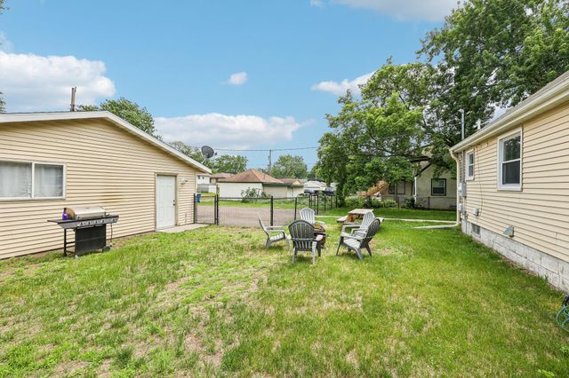5323 4th Street NE, Fridley, MN 55421