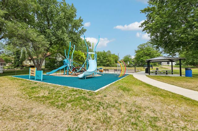 5323 4th Street NE, Fridley, MN 55421