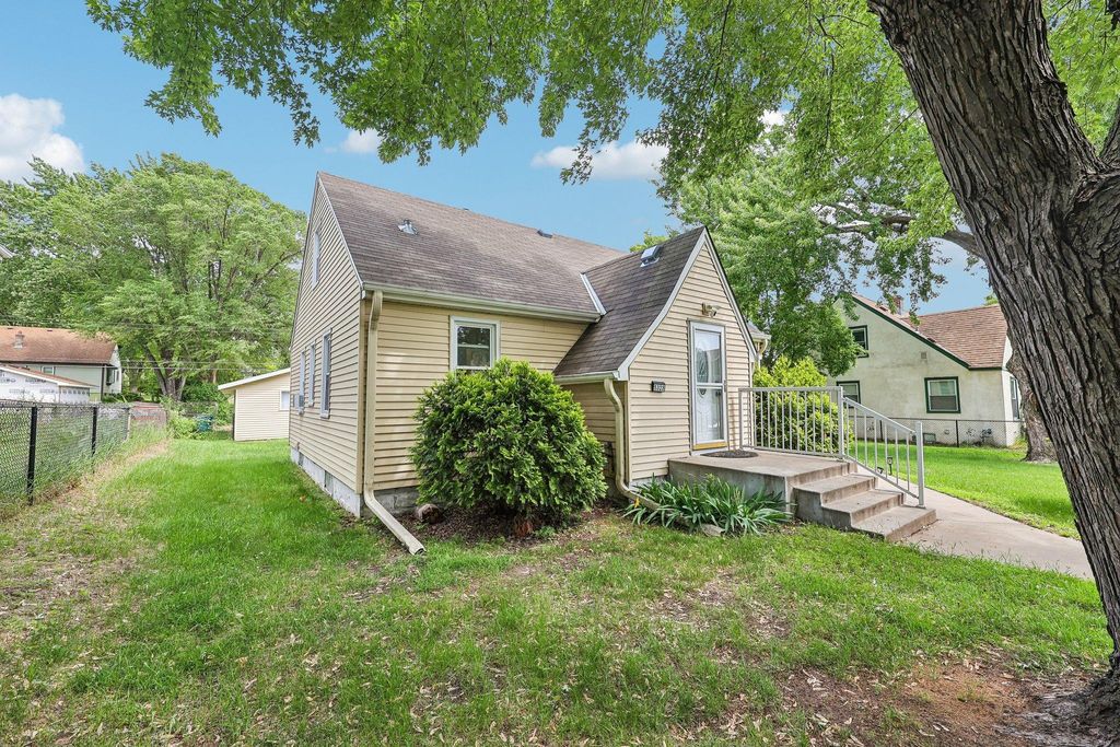 5323 4th Street NE, Fridley, MN 55421 — photo 2