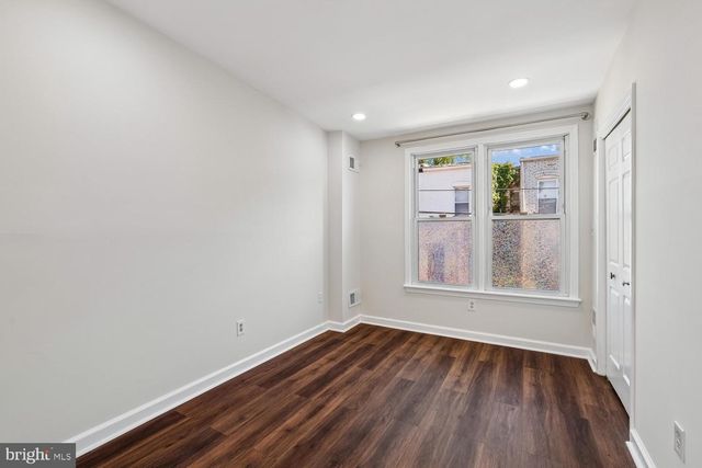 1652 KRAMER ST NE, Washington, DC 20002