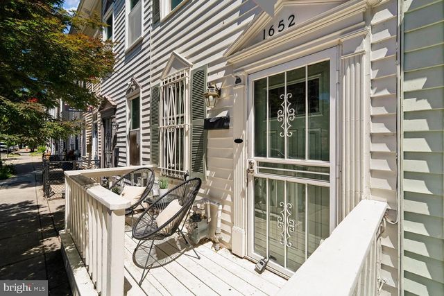 1652 KRAMER ST NE, Washington, DC 20002