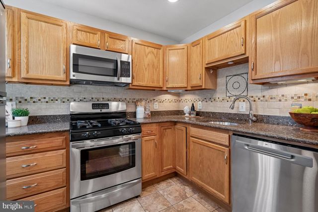 1652 KRAMER ST NE, Washington, DC 20002
