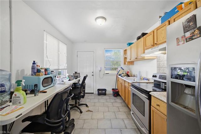 1525 Des Moines AVE, Portsmouth, VA 23704