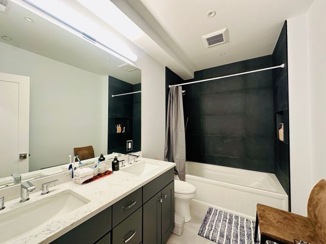 4 Knowles St 4, Newton, MA 02459