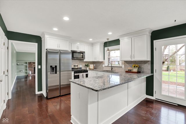 4515 Wellington Circle, Carmel, IN 46033