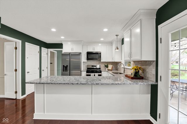 4515 Wellington Circle, Carmel, IN 46033