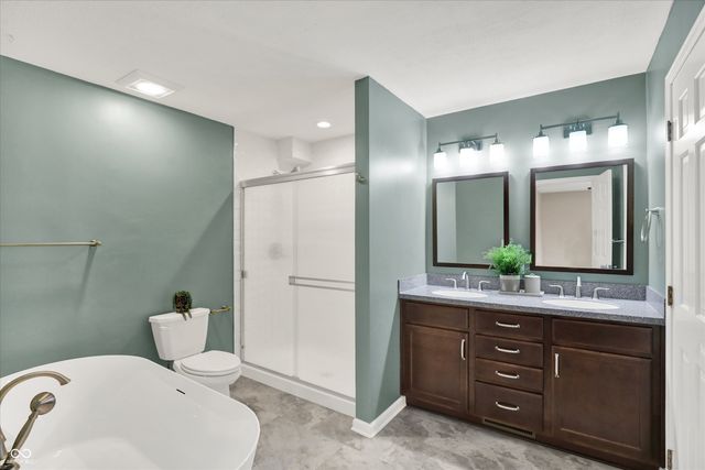 4515 Wellington Circle, Carmel, IN 46033