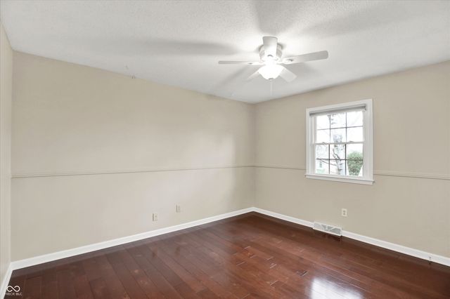 4515 Wellington Circle, Carmel, IN 46033