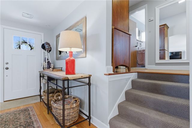 14 Clara Road, Tiverton, RI 02878