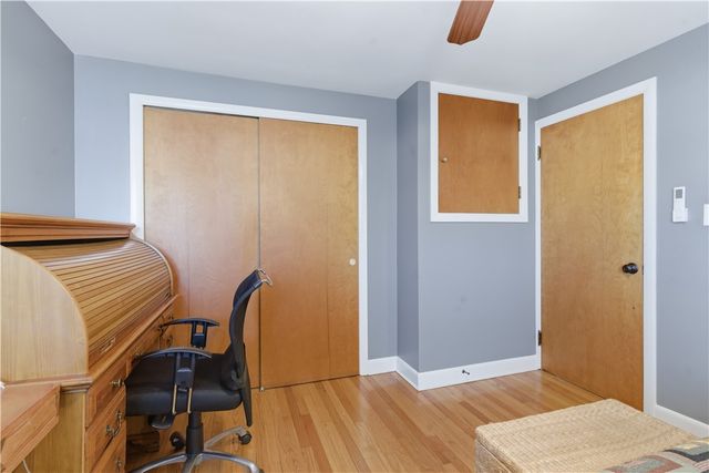 14 Clara Road, Tiverton, RI 02878